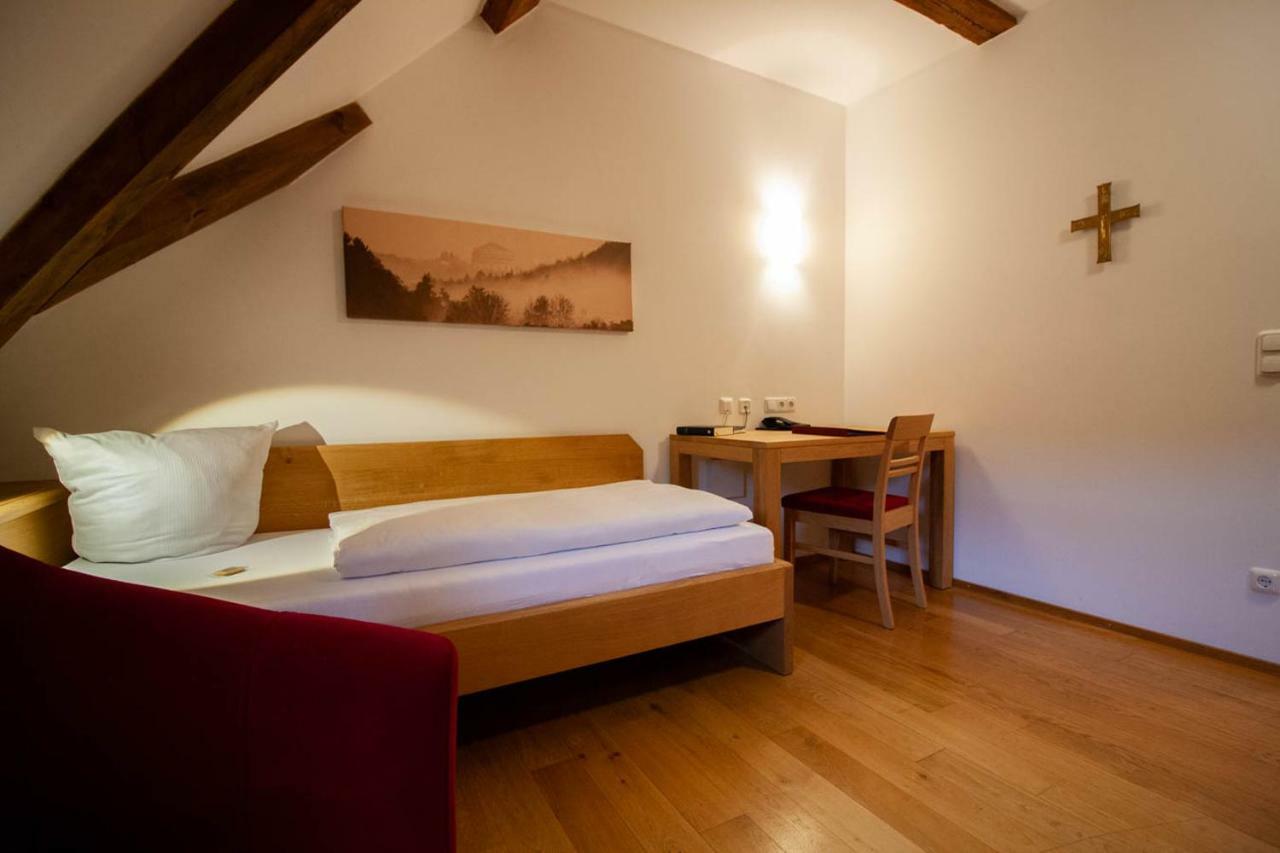 Gaestehaus St. Georg - Weltenburger Klosterbetriebe Gmbh كيلهايم المظهر الخارجي الصورة