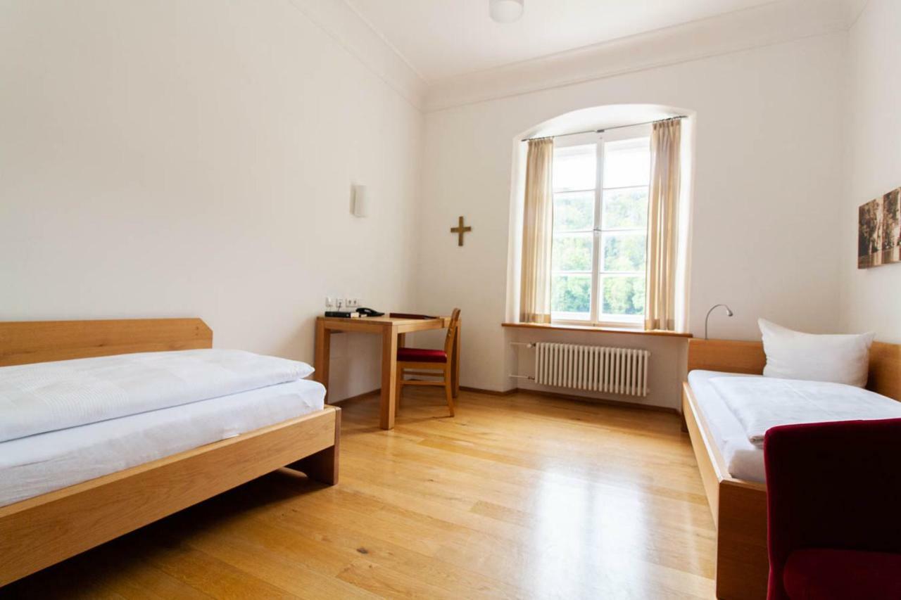 Gaestehaus St. Georg - Weltenburger Klosterbetriebe Gmbh كيلهايم المظهر الخارجي الصورة